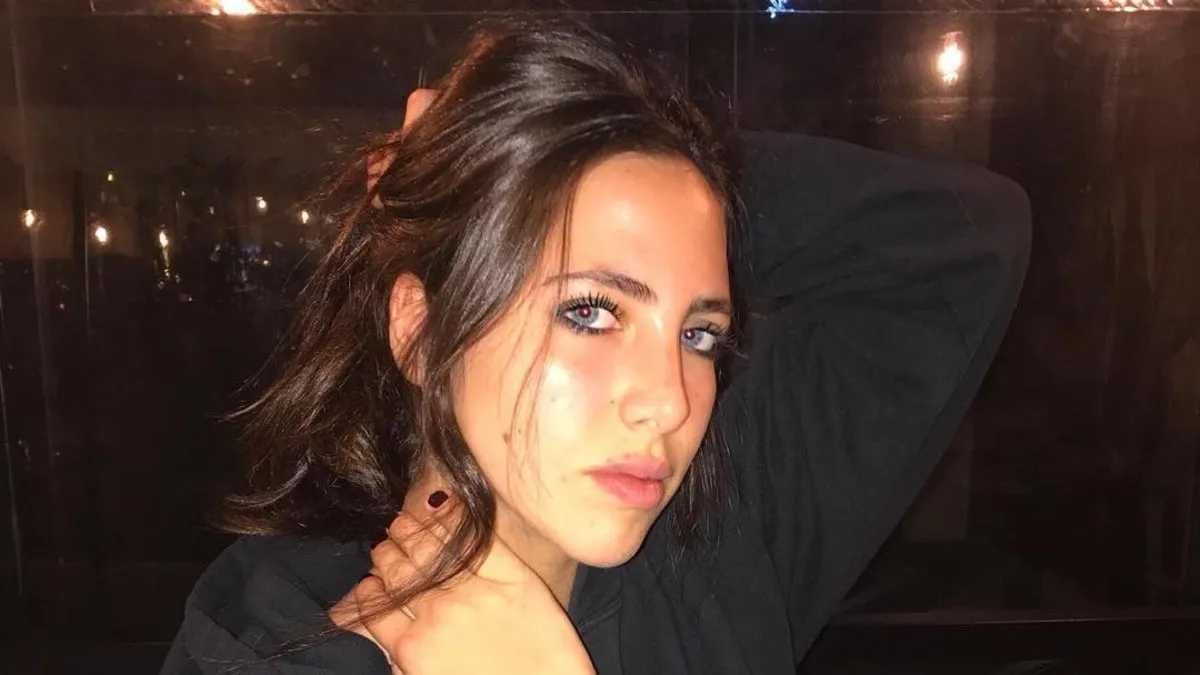 Hülya Avşar ile Kaya Çilingiroğlu’nun kızları Zehra bu kez çok farklı! “Aynı babaannesinin gençliği”