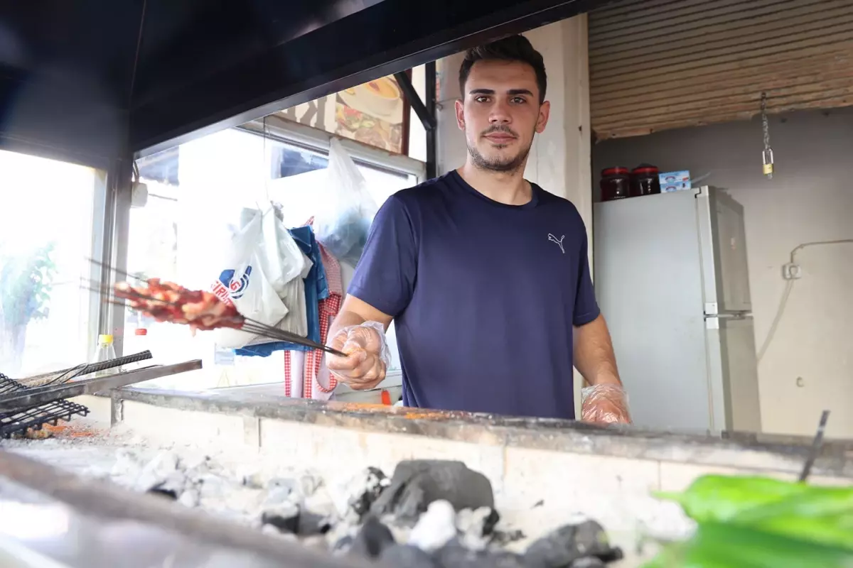 Kebap tezgahından dünya kürsüsüne uzanan kariyer başarılı sonuçlar elde etti