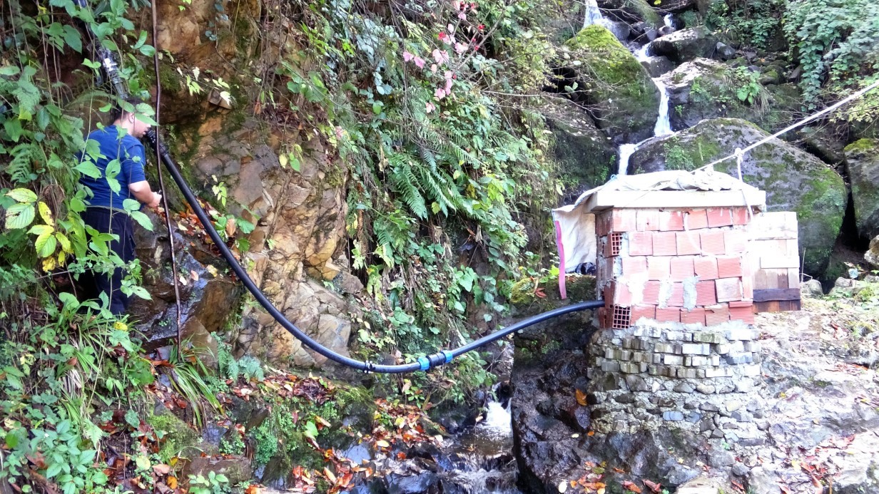 Sudan kendi elektriklerini üreterek ihtiyaçlarını karşıladılar